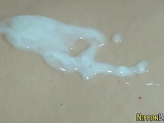 Japanese twink gets fuck